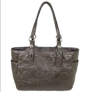 COACH PURSE -Leather